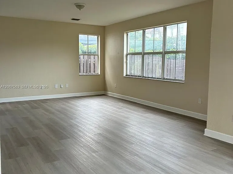 8205 NW 116th Ave — Photo 10