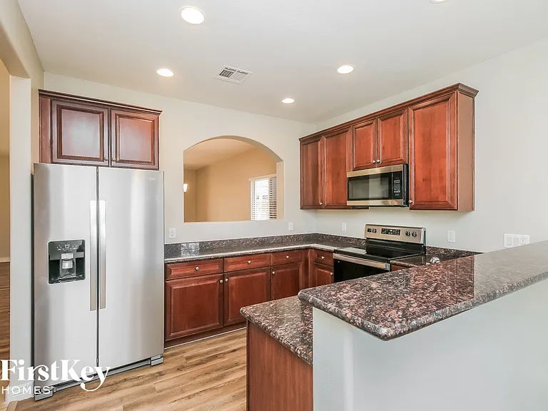 677 W Mesquite Tree Ln — Photo 7