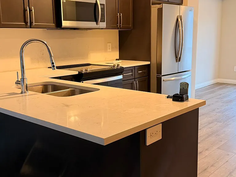 720 Grey St #50 — Photo 6