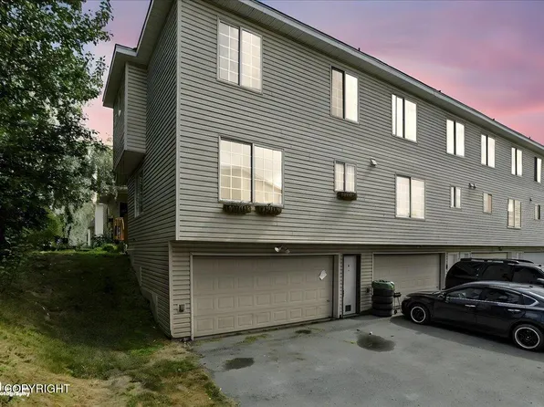 6821 Gold Kings Cir Unit D, Anchorage, AK 99504