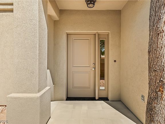 5th image of 1427 Palm Dr
