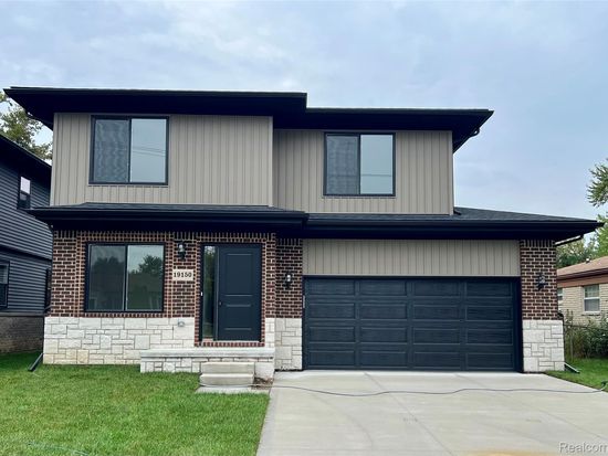 19150 Voiland St, Roseville, MI 48066