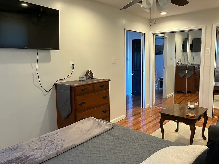 2215 Kenner Ave — Photo 4