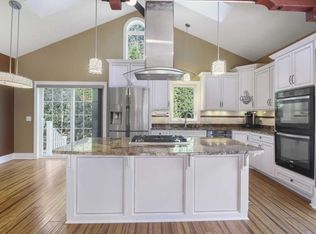 2380 N Calhoun Rd, City of brookfield, WI 53005