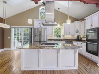 2380 N Calhoun Rd, City of brookfield, WI, 53005