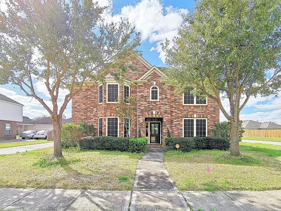 3527 Hera Dr