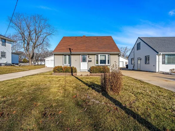 12740 West Fairmount AVENUE, Butler, WI 53007