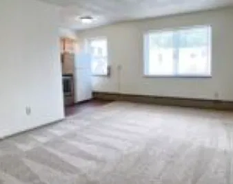 415 S Atherton St — Photo 3