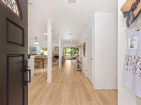 5th image of 44710 Garden Ct