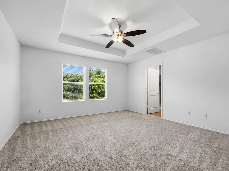 333 La Dera Dr — Photo 10