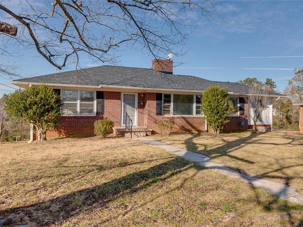 614 S Pine St Seneca Sc 29678 Zillow