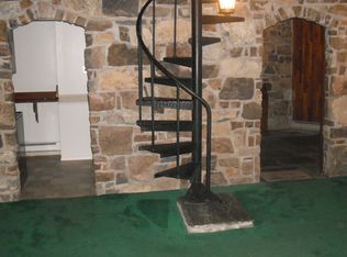 49 Horseshoe Bend Rd, Middleburg, PA 17842