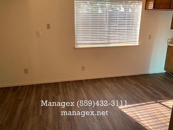 5th image of 2807 W Indianapolis Ave
