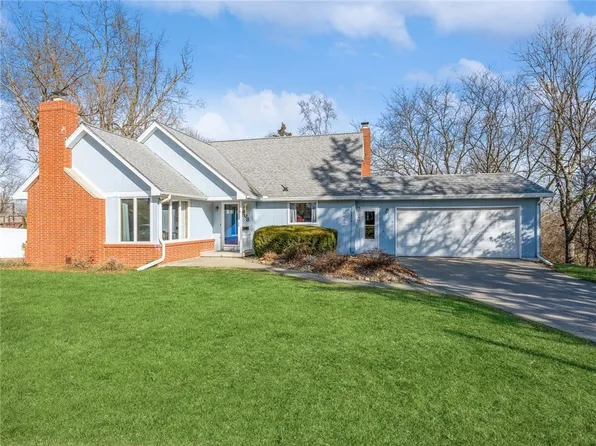808 W Detroit Ave, Indianola, IA 50125