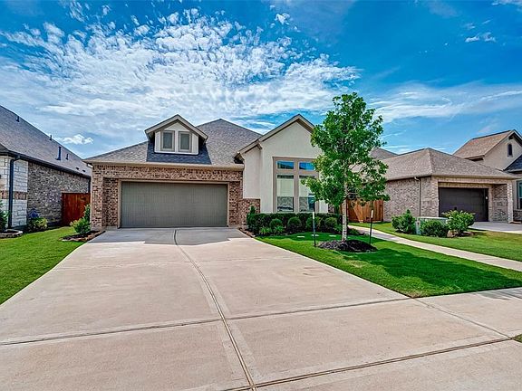 4th image of 11911 Peonia Ln