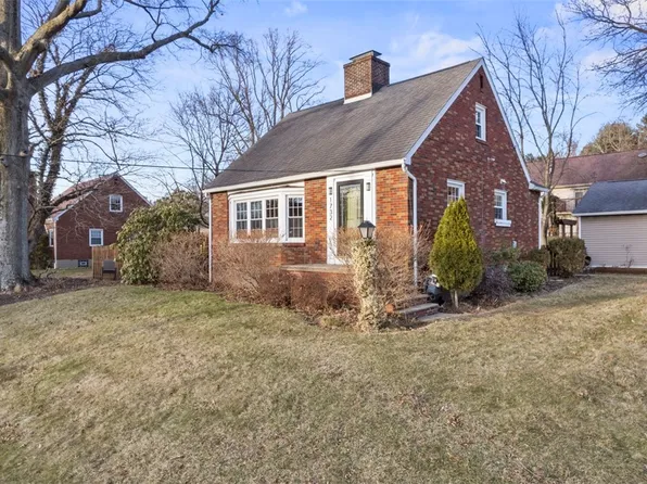 1732 Arona Rd, Irwin, PA 15642