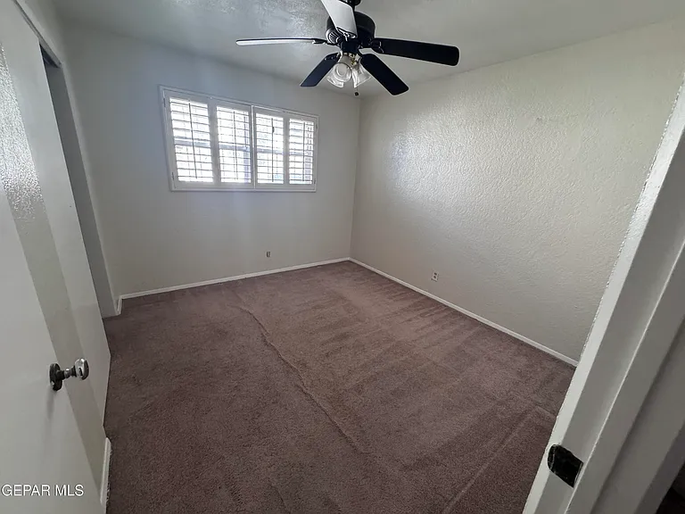 8208 Dempsey Ave — Photo 4