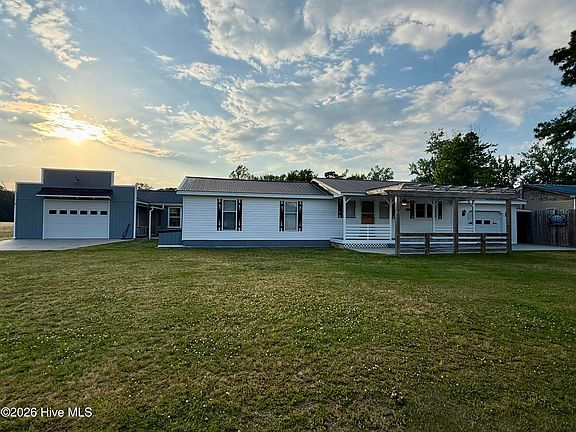 3rd image of 2714 Harrison Road