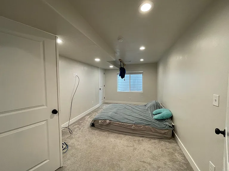 554 E Old Mill Dr — Photo 15