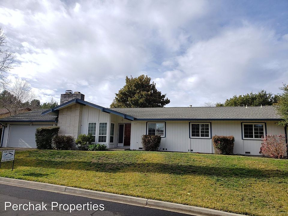 1st image of 1004 Wickham Dr