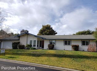 1004 Wickham Dr, Moraga, CA 94556