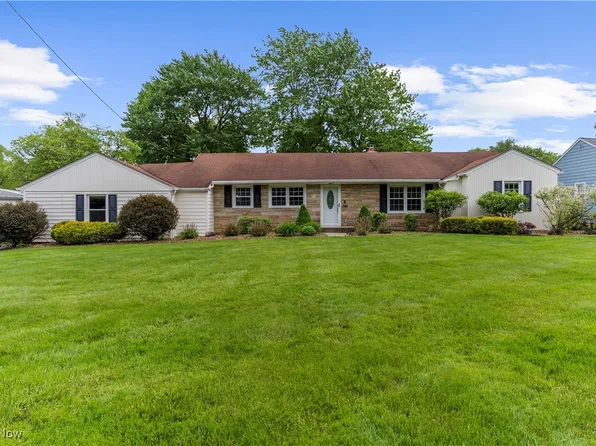 226 Edna St, Poland, OH 44514