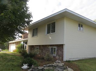 5679 J Rd #5, Escanaba, MI 49829