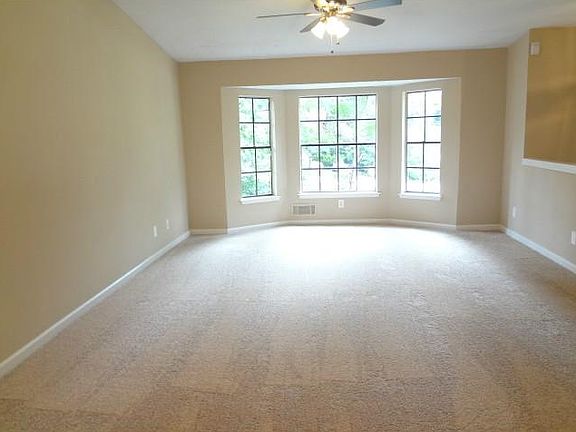 2nd image of 4147 Jami Ln