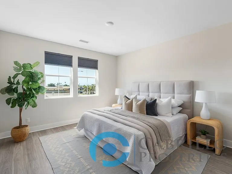 1675 Neptune Ave — Photo 30