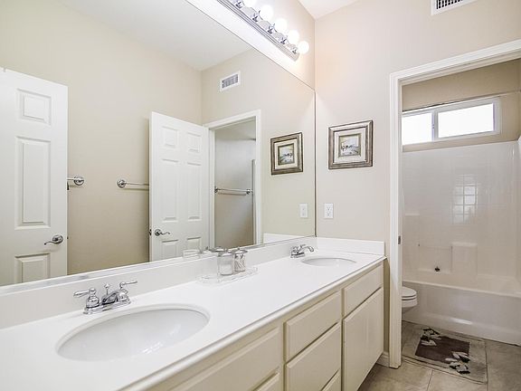 4th image of 27647 Cobblestone Ct