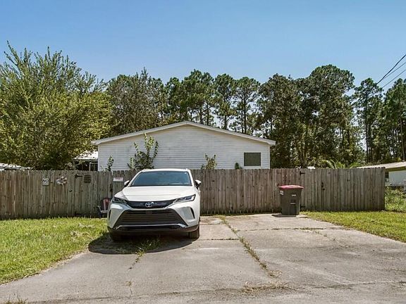 2nd image of 7127 Beachwood Blvd
