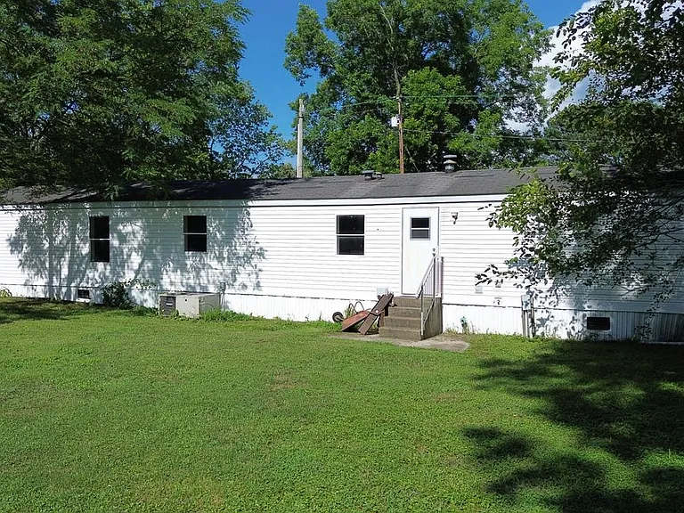 11226 Greenwood Rd — Photo 26