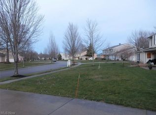 4909 Independence Cir UNIT A, Stow, OH 44224