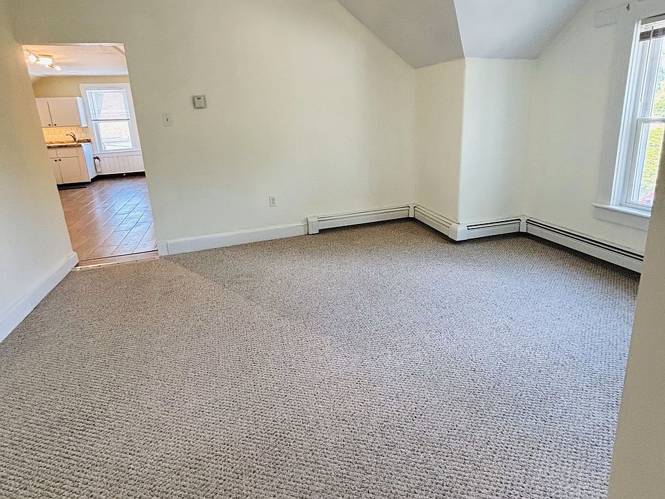 Nice access to the kitchen