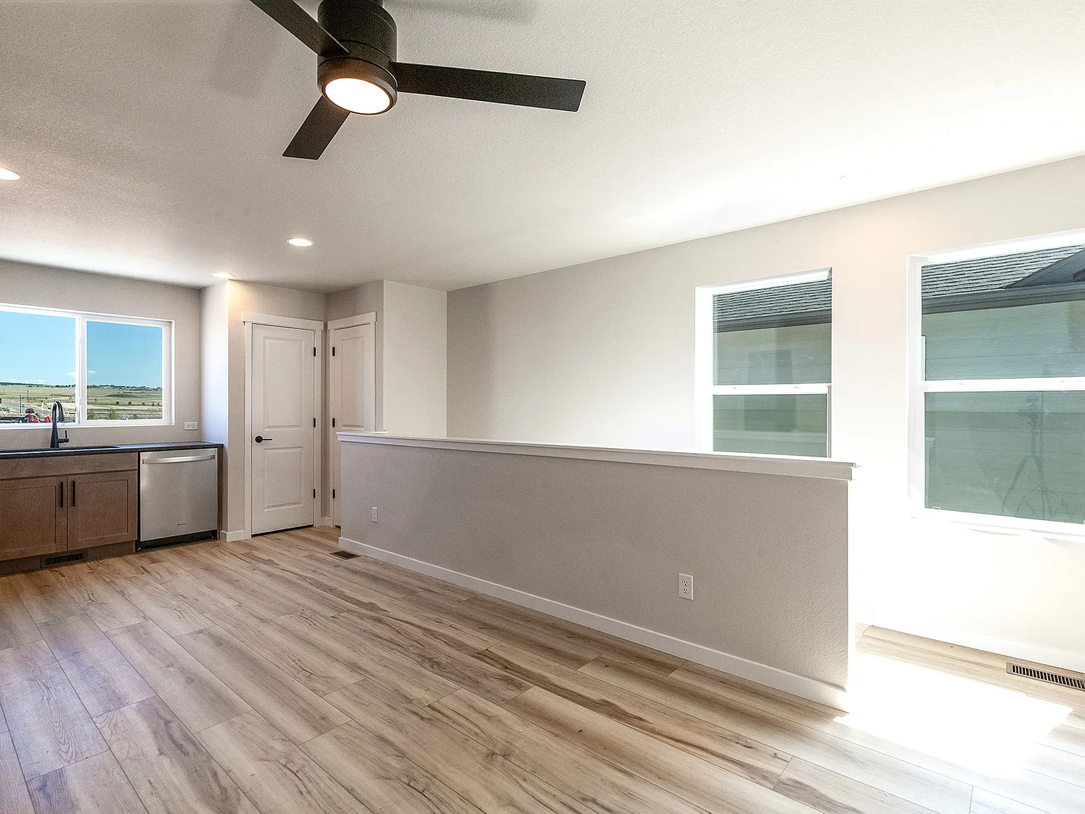 1 bed, 551 sqft, $1,400 — Photo 4