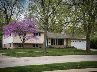 804 E Mumford Dr, Urbana, IL