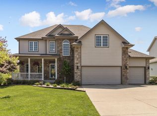 12410 Ridgemont Dr, Urbandale, IA 50323
