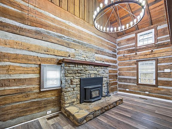 4th image of 1248 Burke Rd