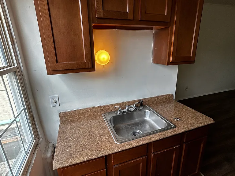 3345 Harrison Ave #1 — Photo 8