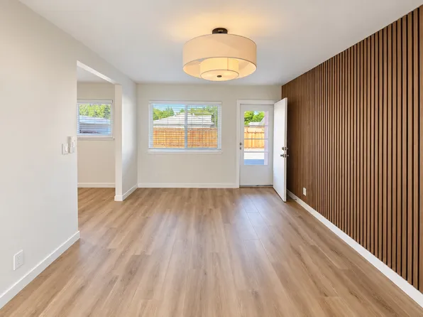 1909 San Ramon Ave #4, Mountain View, CA 94043