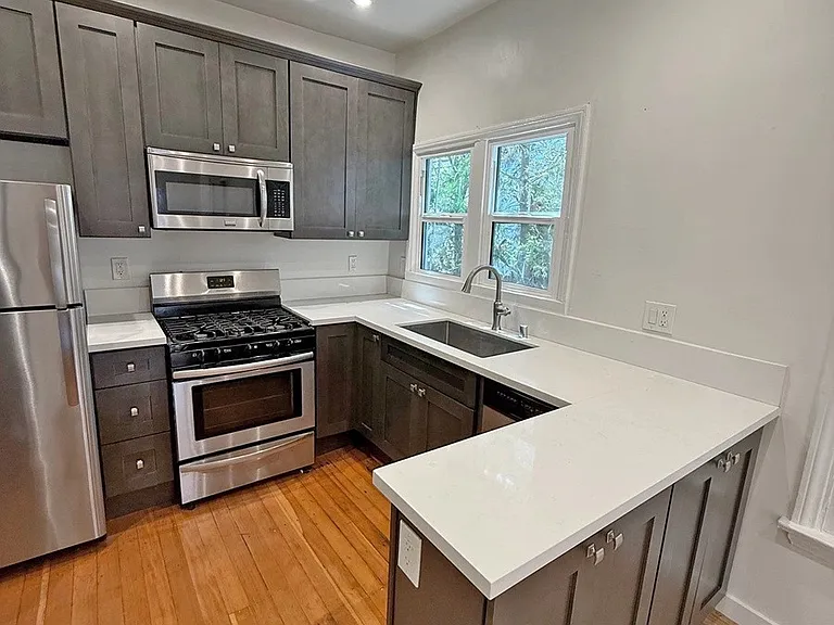 1303 S Cloverdale Ave #3 — Photo 10