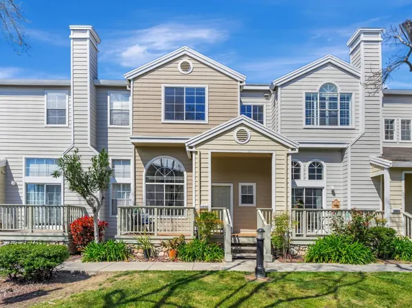 4 Passage Ln, Redwood City, CA 94065