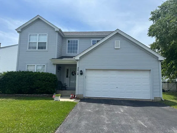 2410 N Salem Ln, Round Lake Beach, IL 60073
