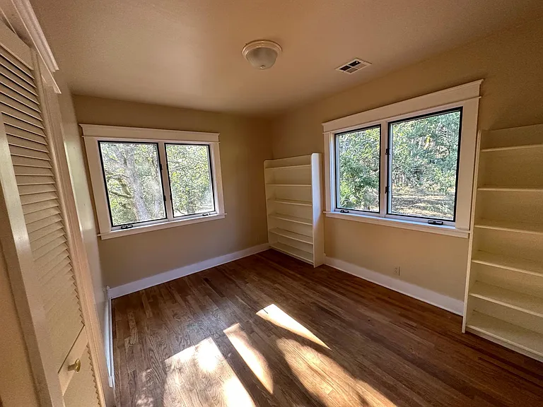 7900 Sterling Creek Rd — Photo 25