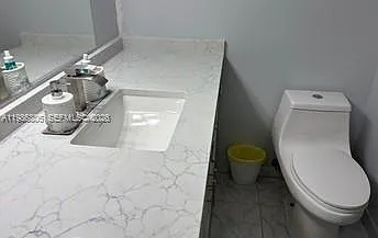 427 Golden Isles Dr #10D — Photo 17