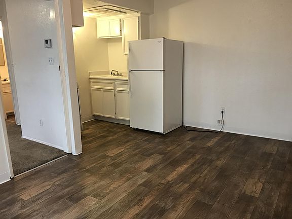4th image of 621 15th St