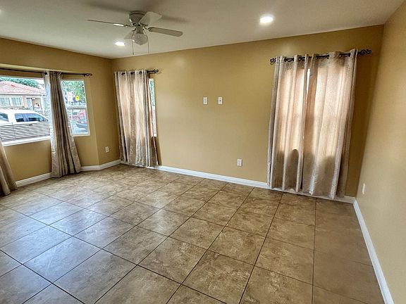 3rd image of 3622 Burton Ave