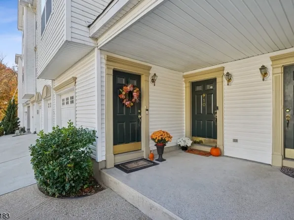 10 Caroline Foster Ct, Morris Twp., NJ 07960