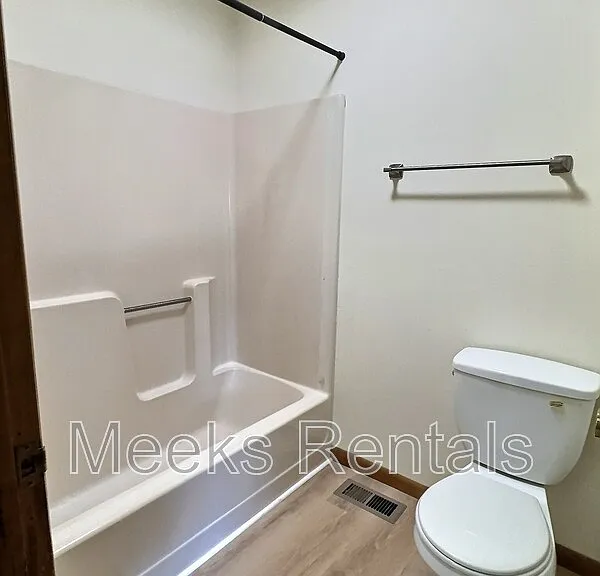58 Maple Ln — Photo 14