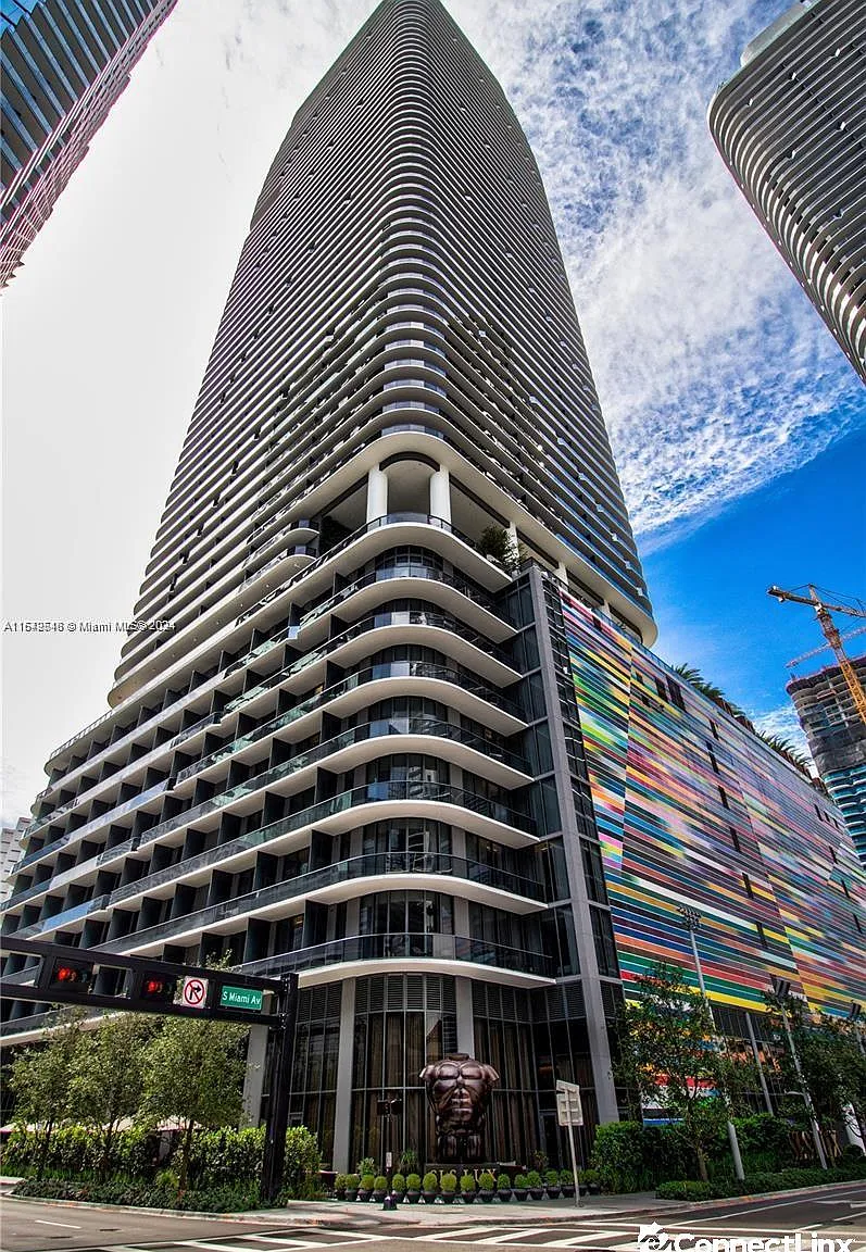 1 bed, 2.0 bath, $4,500 — Photo 1